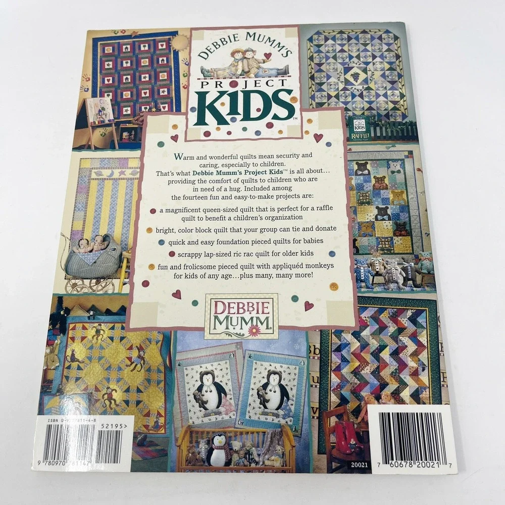 Kid Friendly Quilts Debbie Mumm's Project Kids Softcover Book Pillow‎ Child